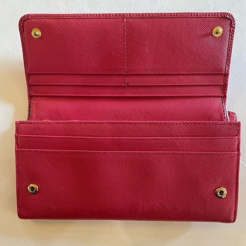 Prada Pink Wallet - Picture 5 of 11